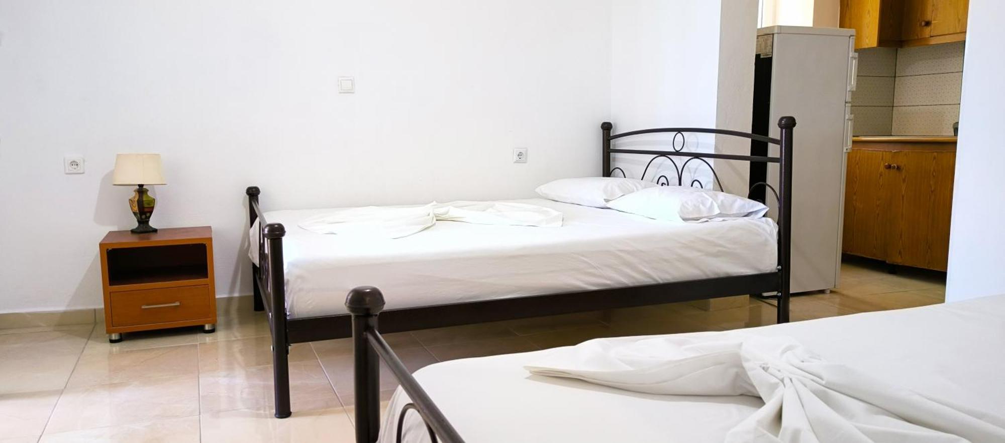 Natasha Rooms Himare Ngoại thất bức ảnh