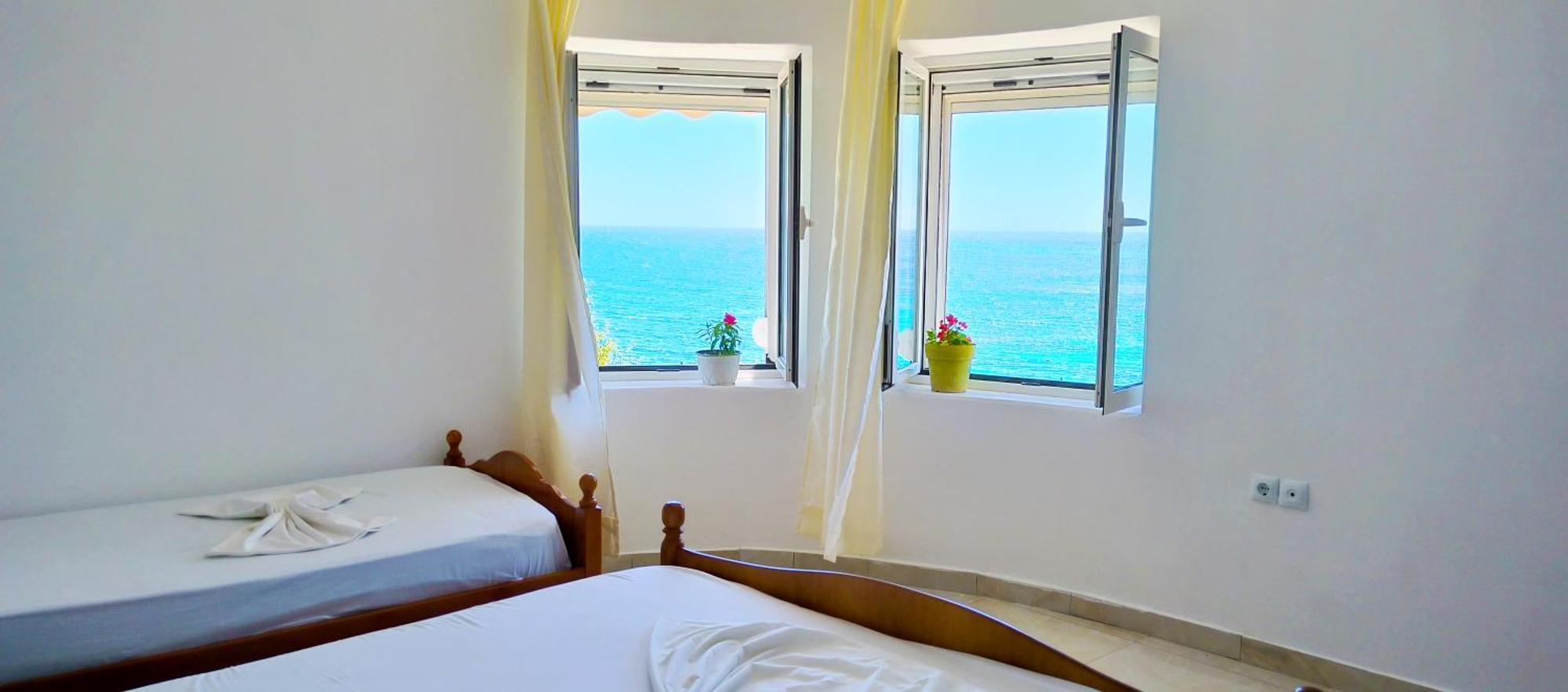 Natasha Rooms Himare Ngoại thất bức ảnh