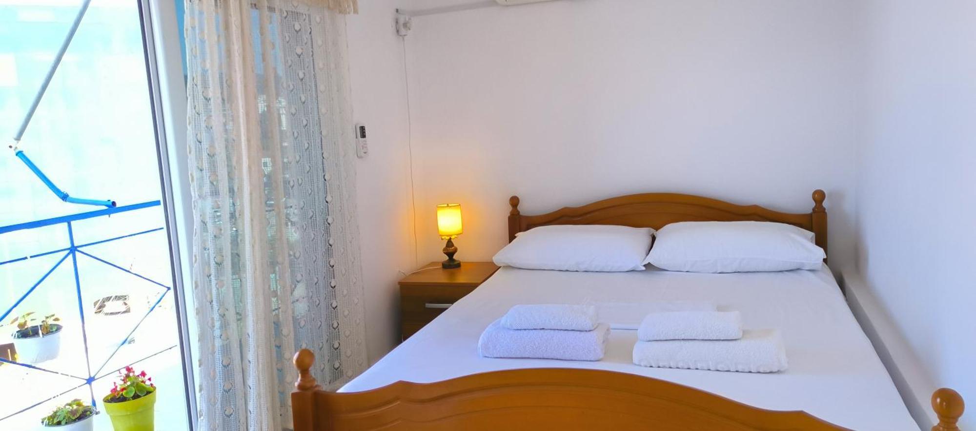 Natasha Rooms Himare Ngoại thất bức ảnh